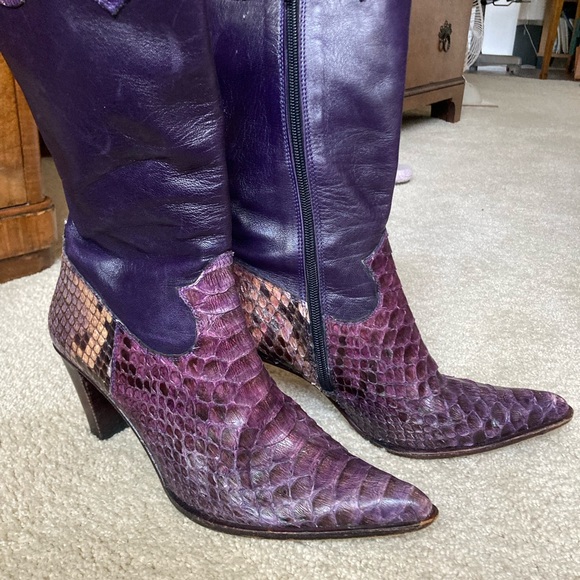 Beautiful snakeskin and leather purple boots, unique, sz 39 (8.5, 9) - Picture 2 of 10